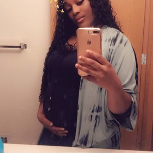 Meet your Posher, Ally